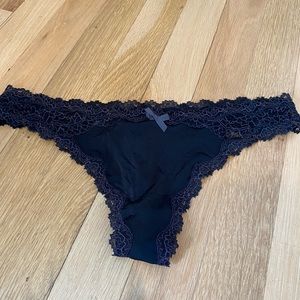 *NWT* Victoria Secret Lace Panties